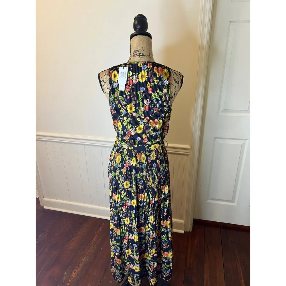 T Tahari sizeS Black Floral Print Pleated Midi Dress Sleeveless V Neck Tie Waist